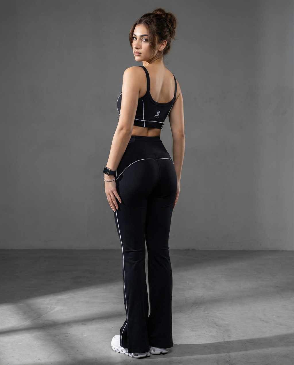 Black & white trim ASCND Sports bra